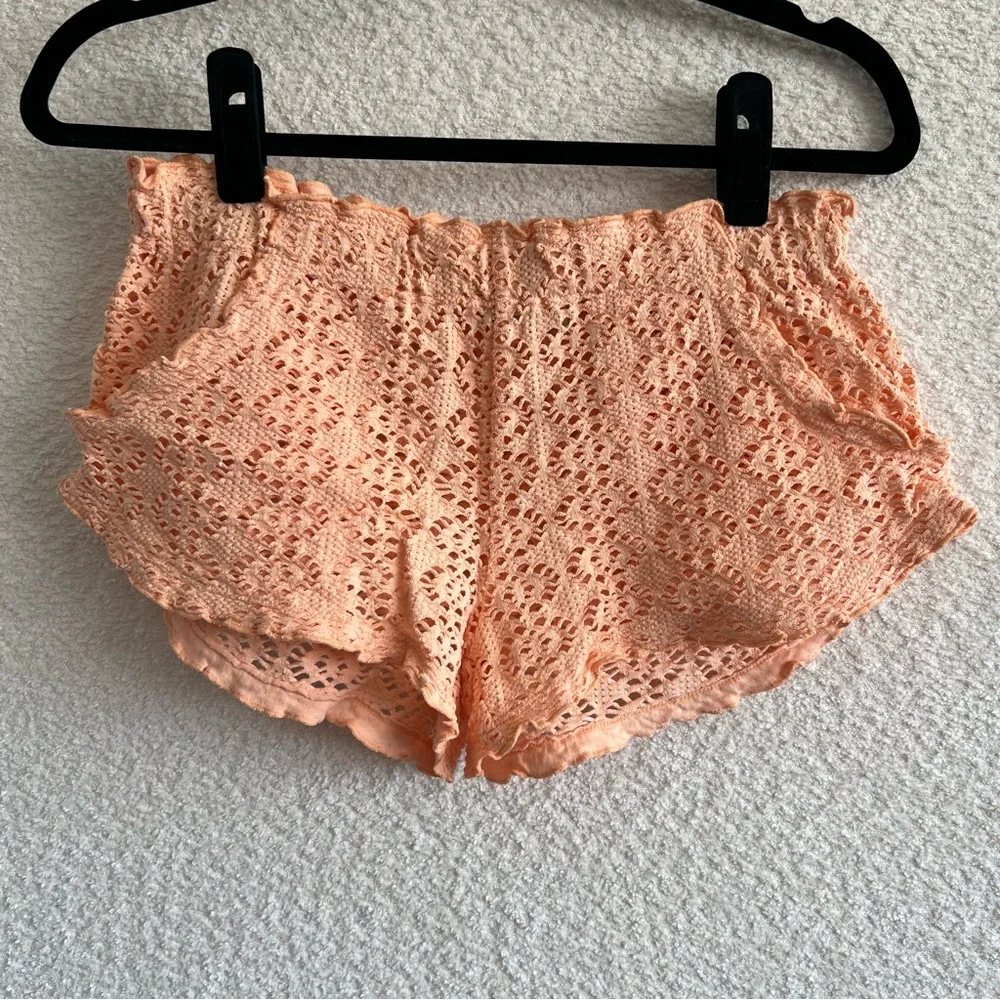 Free People Beach Women’s Crochet Love Peach Shorts‎ Size XS